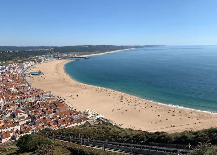 Relax & Sea View * Назаре